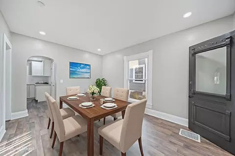 Dining - 509 Summit St, Marion, OH 43302 photo 1 of 1