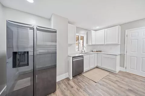 Kitchen - 509 Summit St, Marion, OH 43302 photo 1 of 2