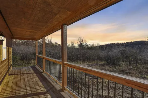 63993 Woodgeard Rd, Creola, OH 45622