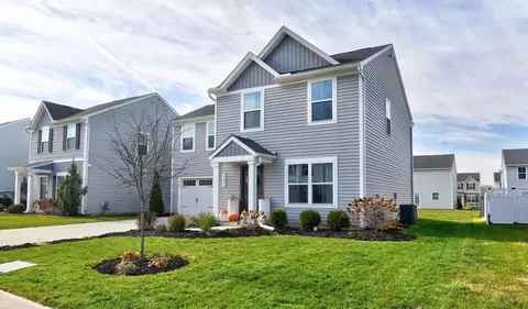 4297 Salt Spring Ln, Columbus, OH 43207