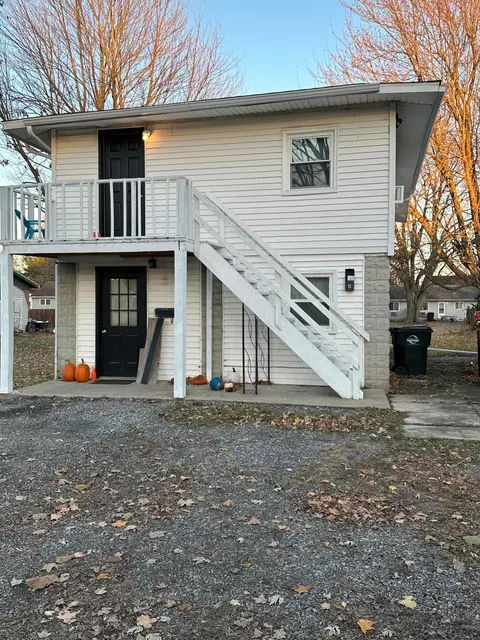 444 Edwards Street Apt A B St #A, B, Ada, OH 45810