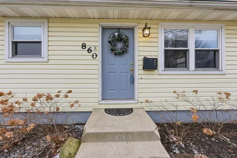 860 Palmer Rd, Columbus, OH 43212