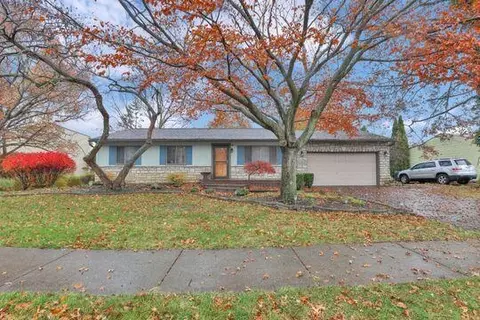 696 Hunt Valley Dr, Reynoldsburg, OH 43068