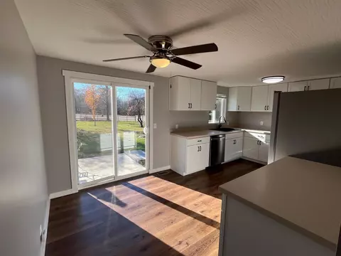 Kitchen - 11511 Lithopolis Rd NW, Lithopolis, OH 43136 photo 1 of 4