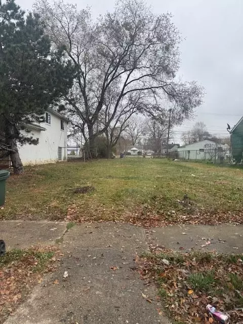 2362 Mcguffey Rd, Columbus, OH 43211