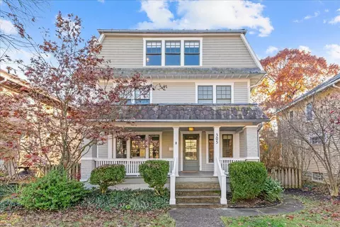 305 E Kelso Rd, Columbus, OH 43202