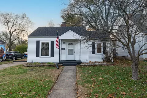 225 N Maple Ave, Fairborn, OH 45324