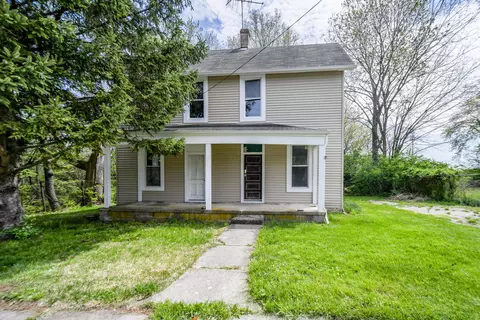 216 E 1st St, London, OH 43140