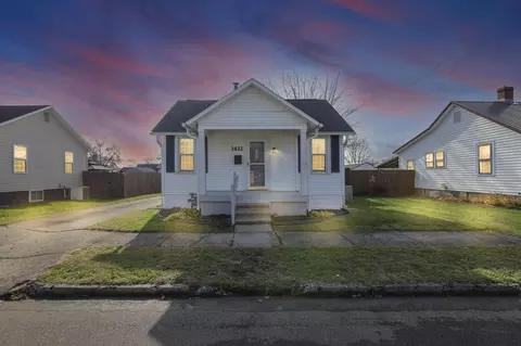 1422 Graylock St, Lancaster, OH 43130