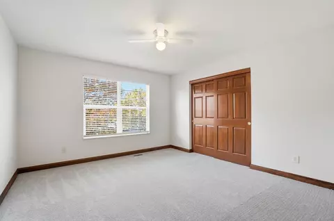 Bedroom - 8092 Summerhouse Dr E, Dublin, OH 43016 photo 10 of 17