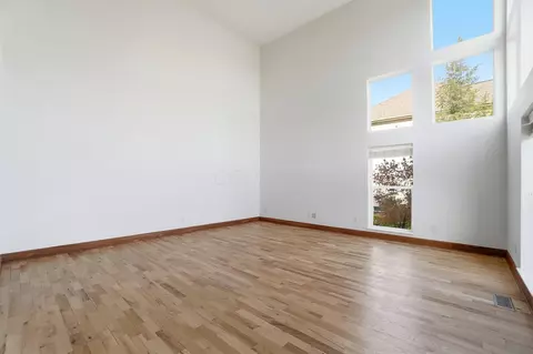 Living - 8092 Summerhouse Dr E, Dublin, OH 43016 photo 6 of 10