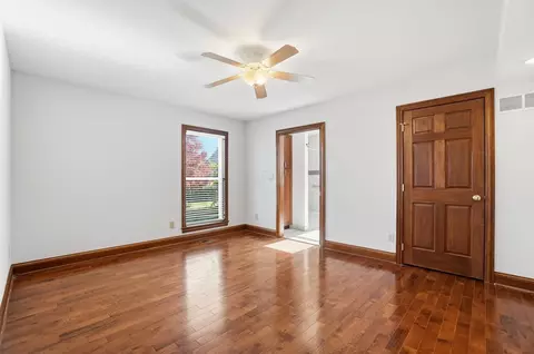Bedroom - 8092 Summerhouse Dr E, Dublin, OH 43016 photo 1 of 17