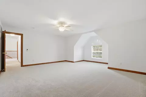 Bedroom - 8092 Summerhouse Dr E, Dublin, OH 43016 photo 7 of 17