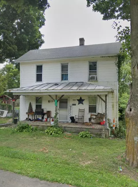 19361 North St, Adelphi, OH 43101