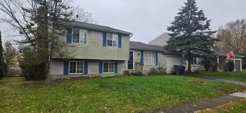 8669 Ripton Dr, Powell, OH 43065