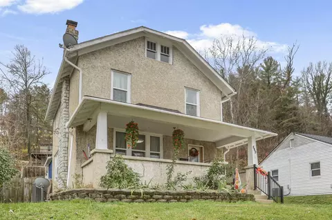 849 Mohican Ave, Logan, OH 43138