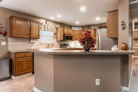 6553 Weston Cir E, Dublin, OH 43016 photo 10