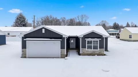 13062 Cedar Rd NE, Thornville, OH 43076