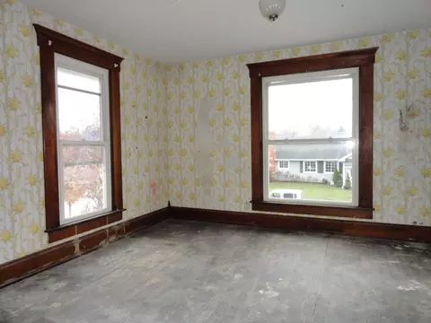 Bedroom - 117 N Boggs St, De Graff, OH 43318 photo 6 of 8