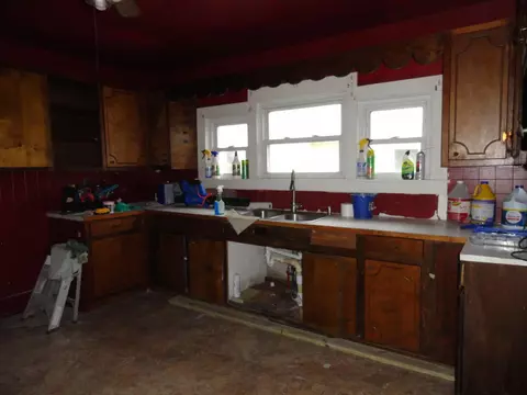 Kitchen - 117 N Boggs St, De Graff, OH 43318 photo 3 of 3