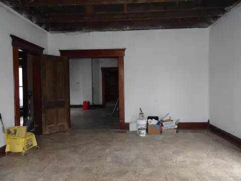 Living - 117 N Boggs St, De Graff, OH 43318 photo 4 of 6