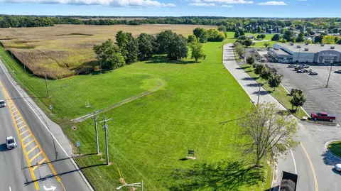2132 Columbus Ave, Washington Court House, OH 43160