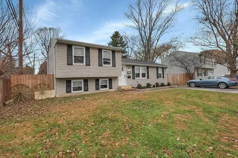 4940 Brewster Dr, Columbus, OH 43232