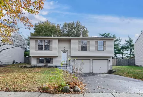 3843 Peak Ridge Dr, Columbus, OH 43230