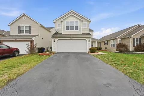 6850 Riding Trail Dr, Canal Winchester, OH 43110
