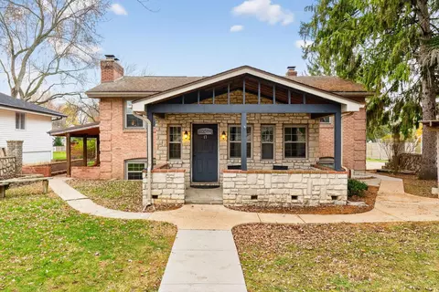 17 E Oak St, Canal Winchester, OH 43110