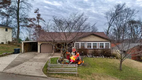 145 Alameda Ct, Lancaster, OH 43130