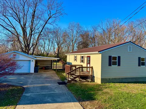 188 N 2nd St, Frankfort, OH 45628
