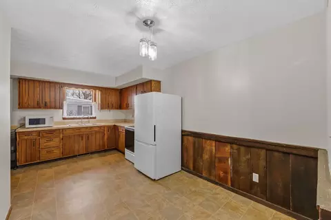 240 Chicago Ave, Marion, OH 43302 photo 8