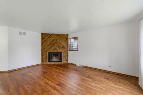 240 Chicago Ave, Marion, OH 43302 photo 5