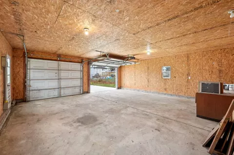 2850 E High St, Newark, OH 43055 photo 32