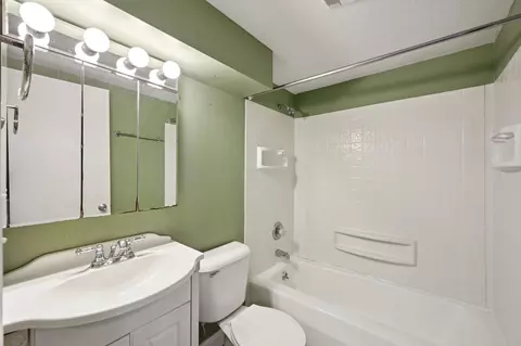 2850 E High St, Newark, OH 43055 photo 16