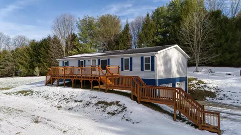 11180 Coop Ln, Thornville, OH 43076