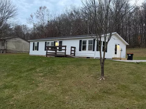 99 Berrimore Dr, Utica, OH 43080