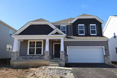 3967 Colts Reign Dr, Powell, OH 43065