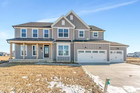 8323 Woodstar Dr, Plain City, OH 43064