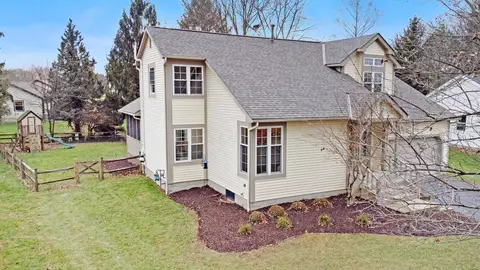 Exterior - 3761 Carnforth Dr, Columbus, OH 43221 photo 17 of 17