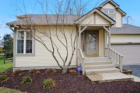 Exterior - 3761 Carnforth Dr, Columbus, OH 43221 photo 2 of 17