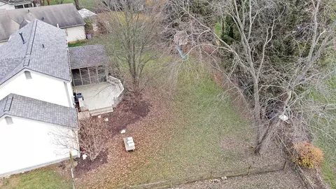 View/Area - 3761 Carnforth Dr, Columbus, OH 43221 photo 3 of 4