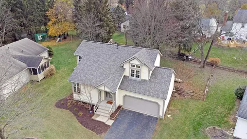 View/Area - 3761 Carnforth Dr, Columbus, OH 43221 photo 1 of 4