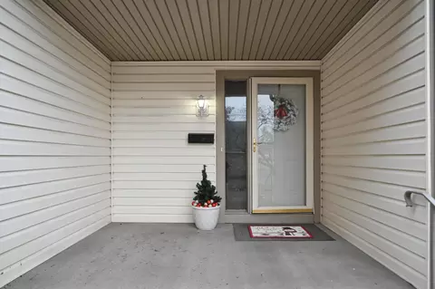 2159 Olympic St, Springfield, OH 45503 photo 5