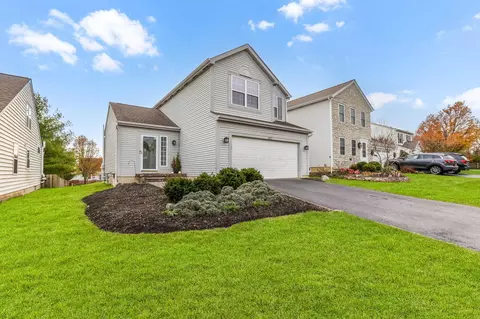 1627 Bristol Commons Pl, Columbus, OH 43240