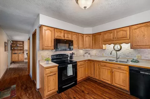 764 Laura Dr, Marion, OH 43302 photo 13