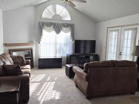 Living - 6363 Pinehurst Pointe, Westerville, OH 43082 photo 2 of 2