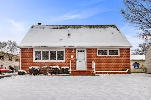 4212 Sexton Dr, Columbus, OH 43228