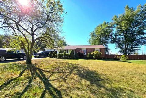 150 Conner Ln, Lewis Center, OH 43035